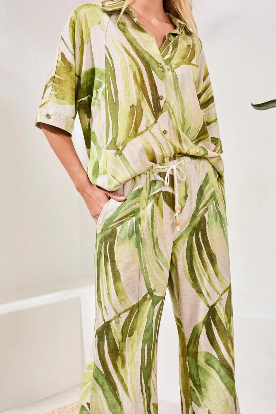 Tribal Flowy Linen Dolman Elbow Sleeve Blouse | Mint Leaf