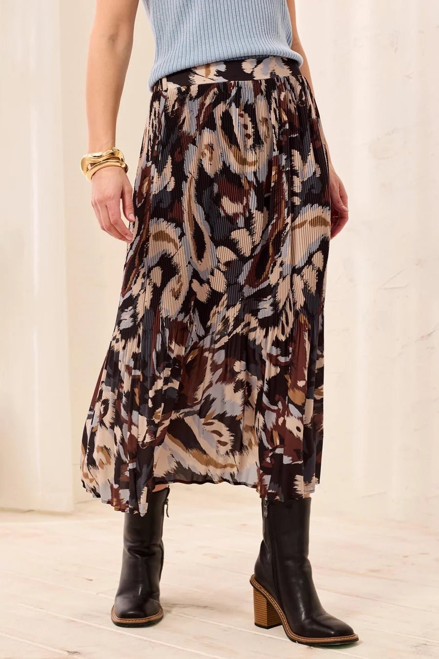 Tribal Flowy Plissé Printed Crepe Skirt – Steel Mix