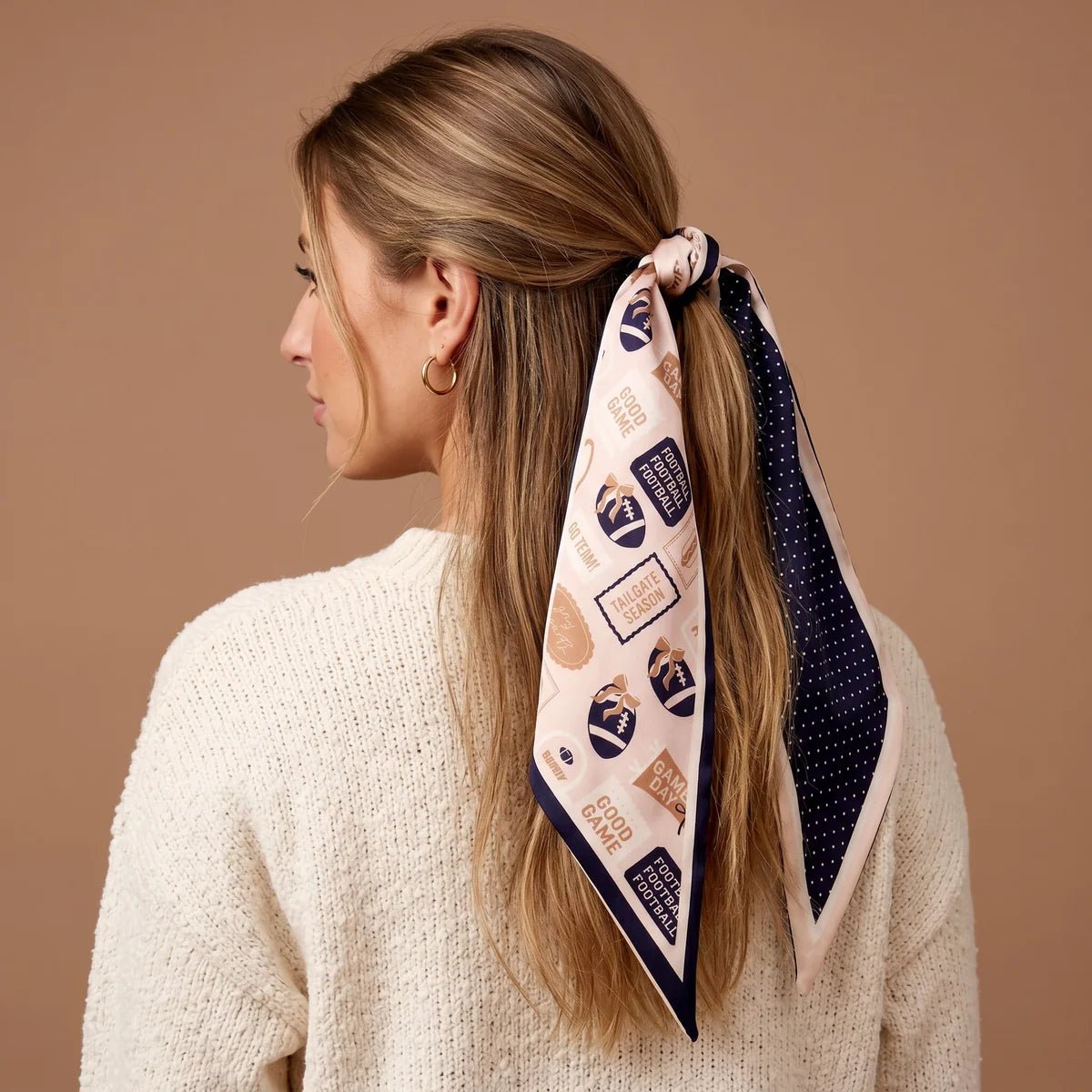Twirl & Tie Scarf Accessory | Huddle Up - Juli's Wearable Art