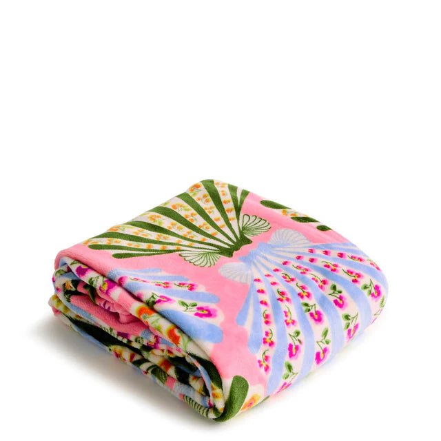 Vera Bradley Plush Blanket | Cottage Shells - Juli's Wearable Art