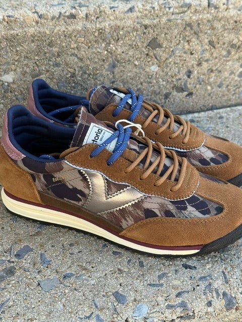 Women's Saturn Animal Sneakers | Marron - Juli's Wearable Art