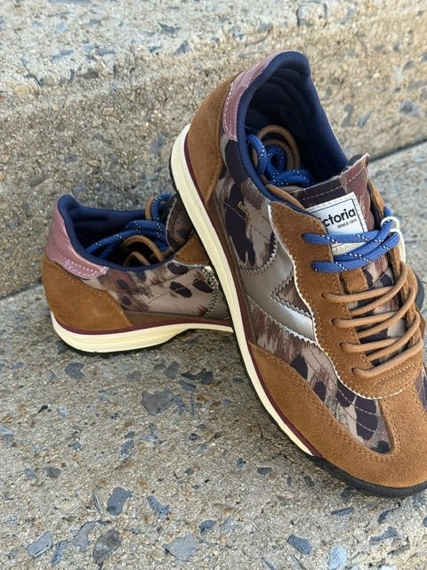 Women's Saturn Animal Sneakers | Marron - Juli's Wearable Art