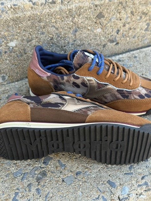 Women's Saturn Animal Sneakers | Marron - Juli's Wearable Art