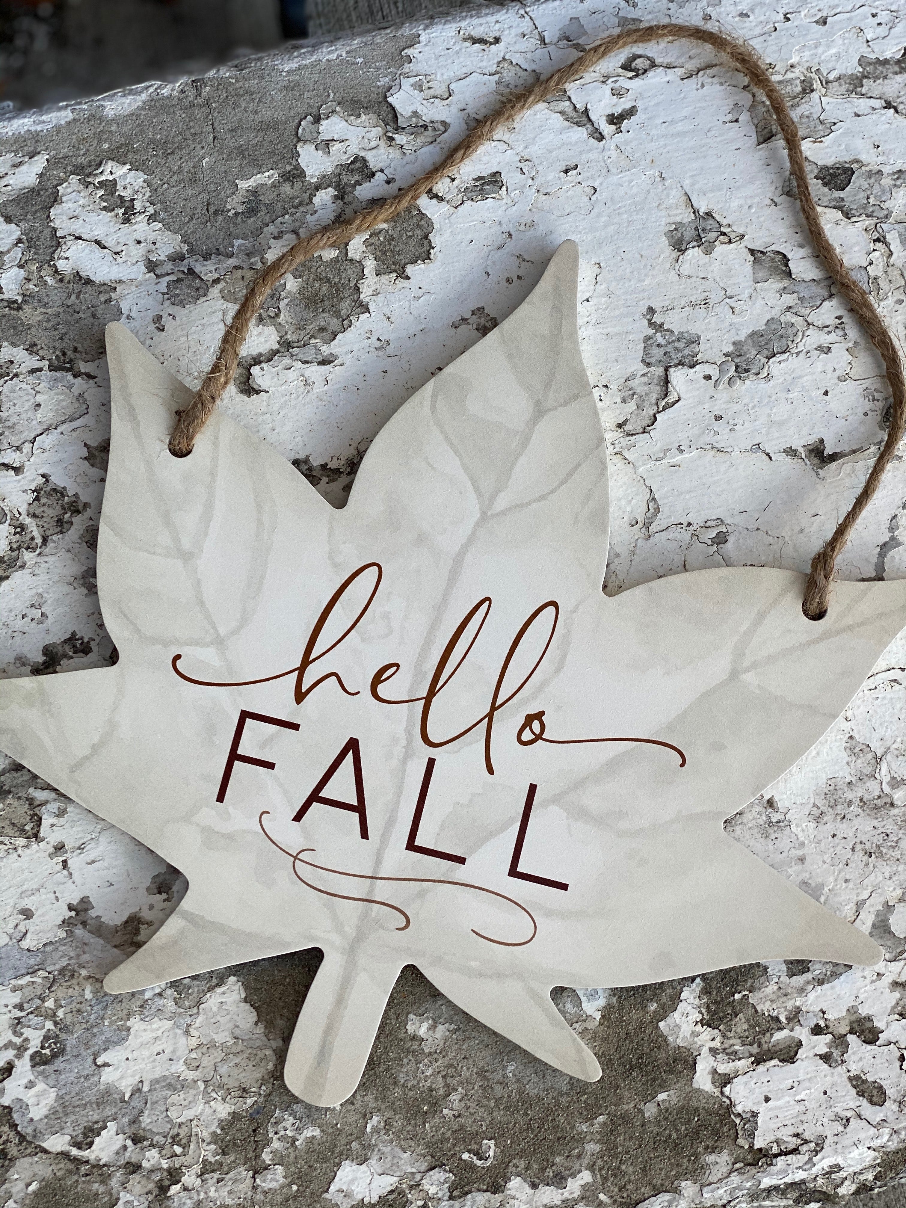 Leaf Shaped Fall Hangers